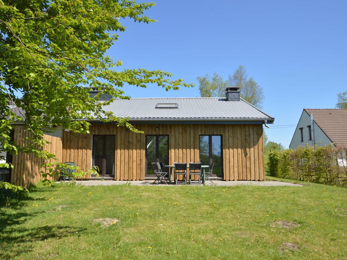 Quaint Cottage In Mont Near High Fens Nature Park مالميدي المظهر الخارجي الصورة